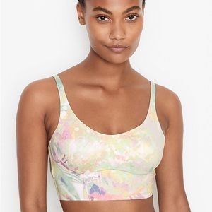 Victoria Secret Sports Bra NWT